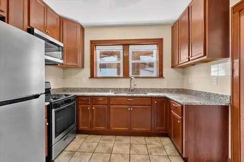 1822 Gunderson Avenue Berwyn IL 60402