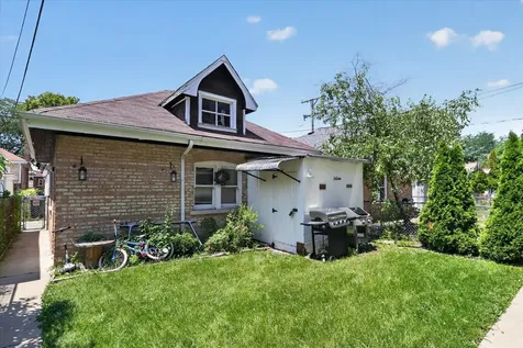 1822 Gunderson Avenue Berwyn IL 60402