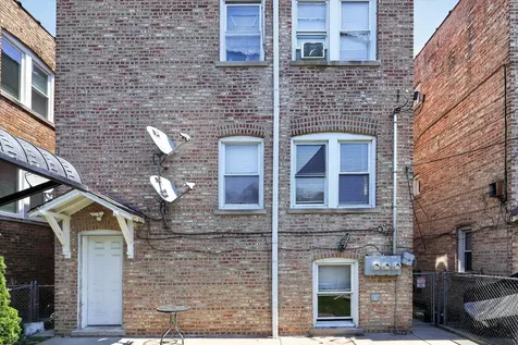1822 Gunderson Avenue Berwyn IL 60402