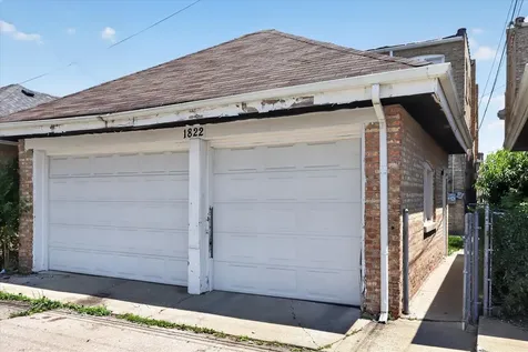 1822 Gunderson Avenue Berwyn IL 60402