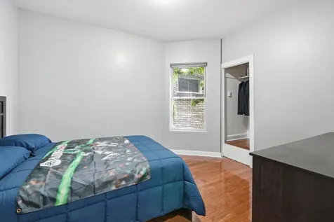 6127 South Champlain Avenue S Chicago IL 60637