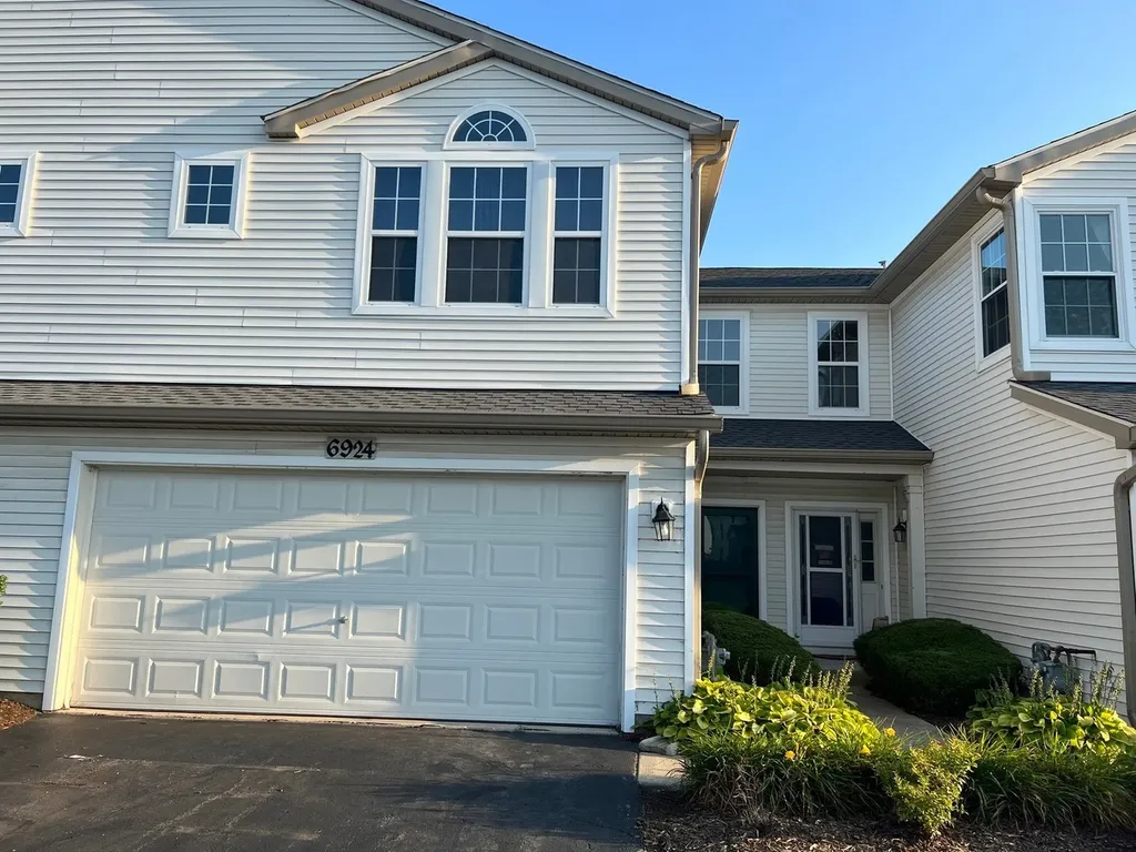 6924 Clearwater Drive Plainfield IL 60586
