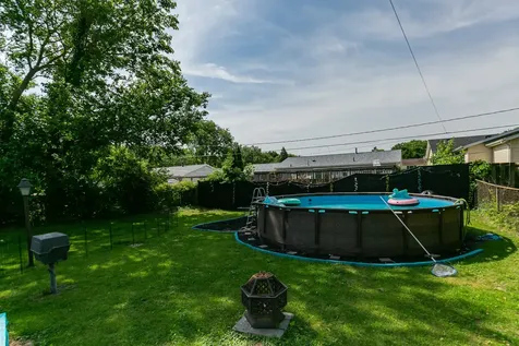 908 27TH Avenue Court East Moline IL 61244
