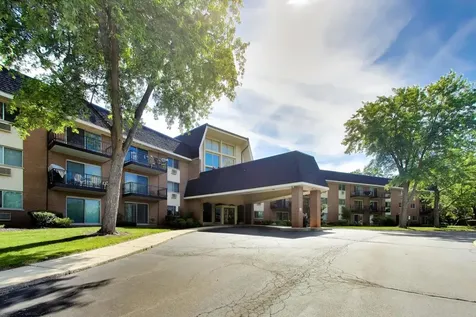 1198 Royal Glen Drive Glen Ellyn IL 60137