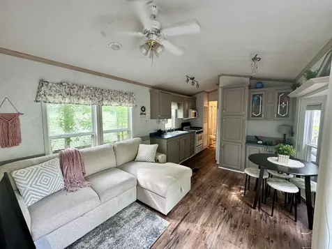 2795 East 28th Road Seneca IL 61360