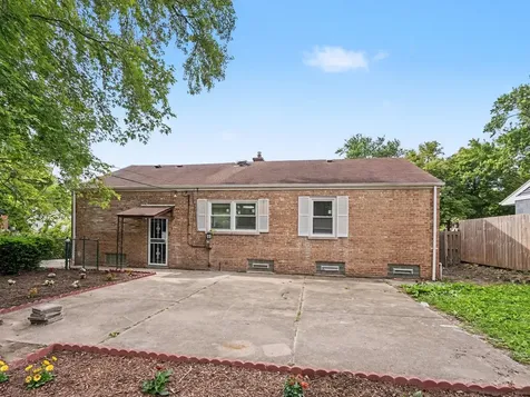 1650 Cedar Road Homewood IL 60430