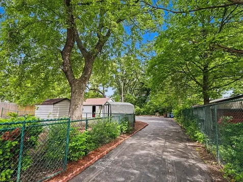 1650 Cedar Road Homewood IL 60430