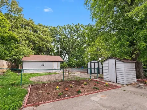1650 Cedar Road Homewood IL 60430