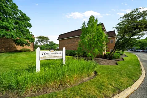 1102 Westover Lane Schaumburg IL 60193