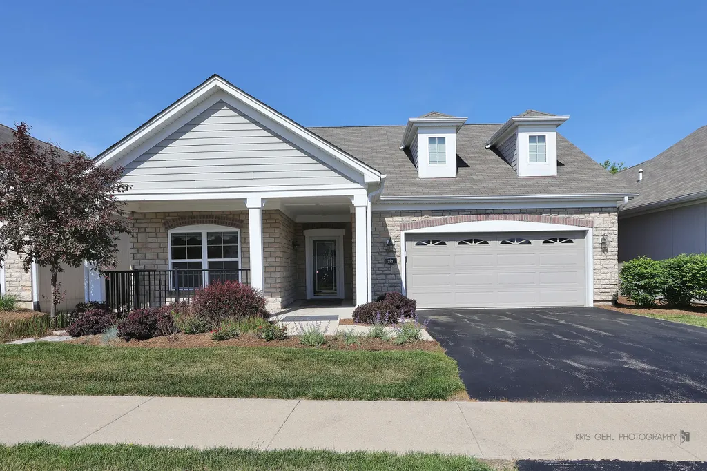 2521 Verdi Street Woodstock IL 60098