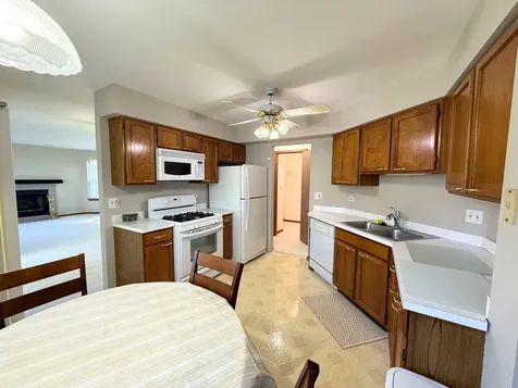 1111 Saint Andrews Court Algonquin IL 60102