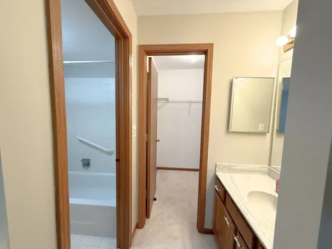 1111 Saint Andrews Court Algonquin IL 60102