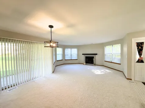 1111 Saint Andrews Court Algonquin IL 60102