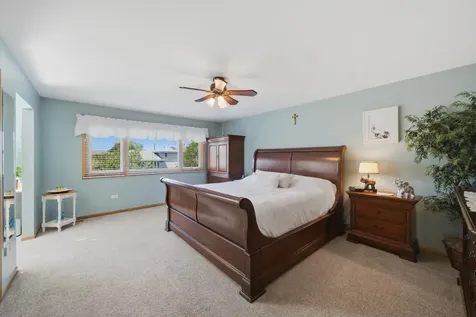 10816 Long Avenue Oak Lawn IL 60453