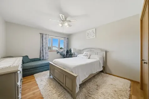 10816 Long Avenue Oak Lawn IL 60453
