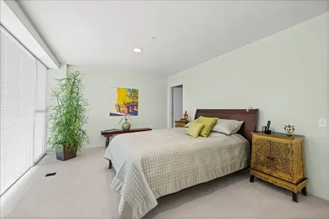 705 11TH Street Wilmette IL 60091
