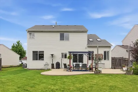 1467 Birch Lane South Elgin IL 60177