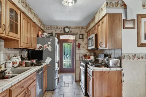 16818 Ellis Avenue South Holland IL 60473