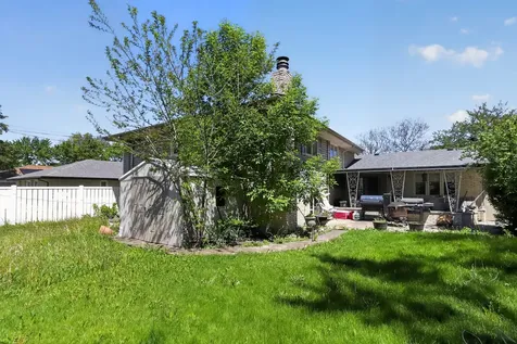 16818 Ellis Avenue South Holland IL 60473