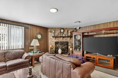 16818 Ellis Avenue South Holland IL 60473