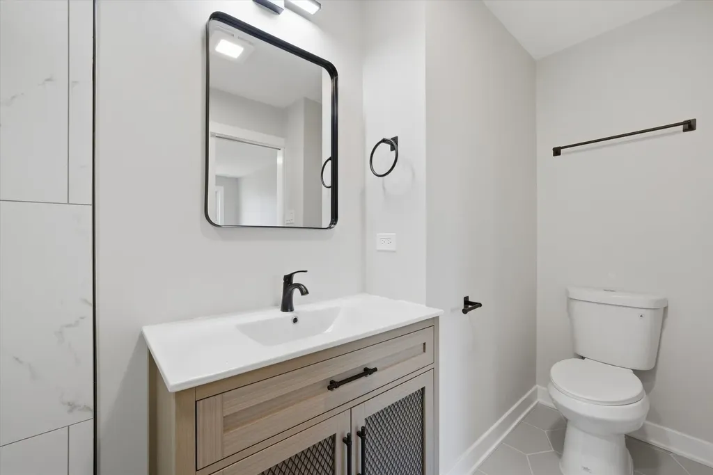 8452 South Marshfield Avenue Chicago IL 60620