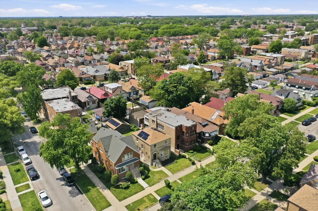 8452 South Marshfield Avenue Chicago IL 60620