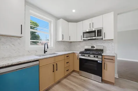 8452 South Marshfield Avenue Chicago IL 60620