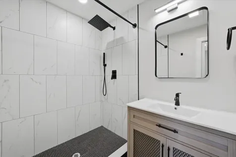 8452 South Marshfield Avenue Chicago IL 60620
