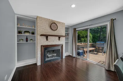 1010 Heathrow Court Wheaton IL 60189