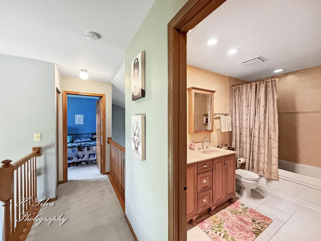830 Dogwood Lane Lake In The Hills IL 60156