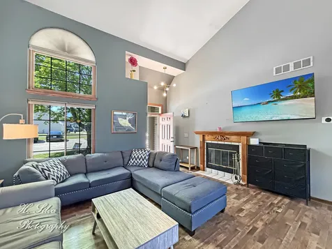 830 Dogwood Lane Lake In The Hills IL 60156