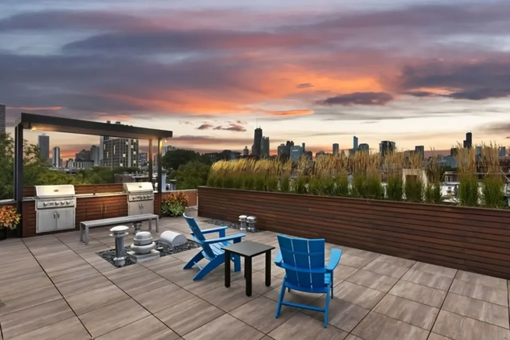 1660 North Hudson Avenue Chicago IL 60614