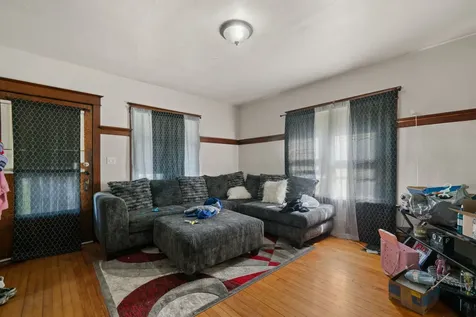 1631 8TH Avenue Rockford IL 61104