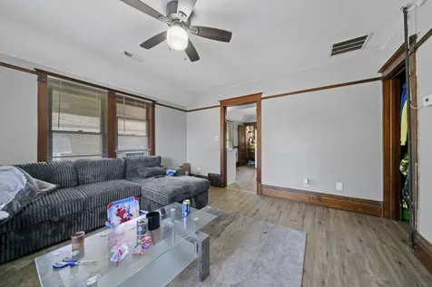 1631 8TH Avenue Rockford IL 61104