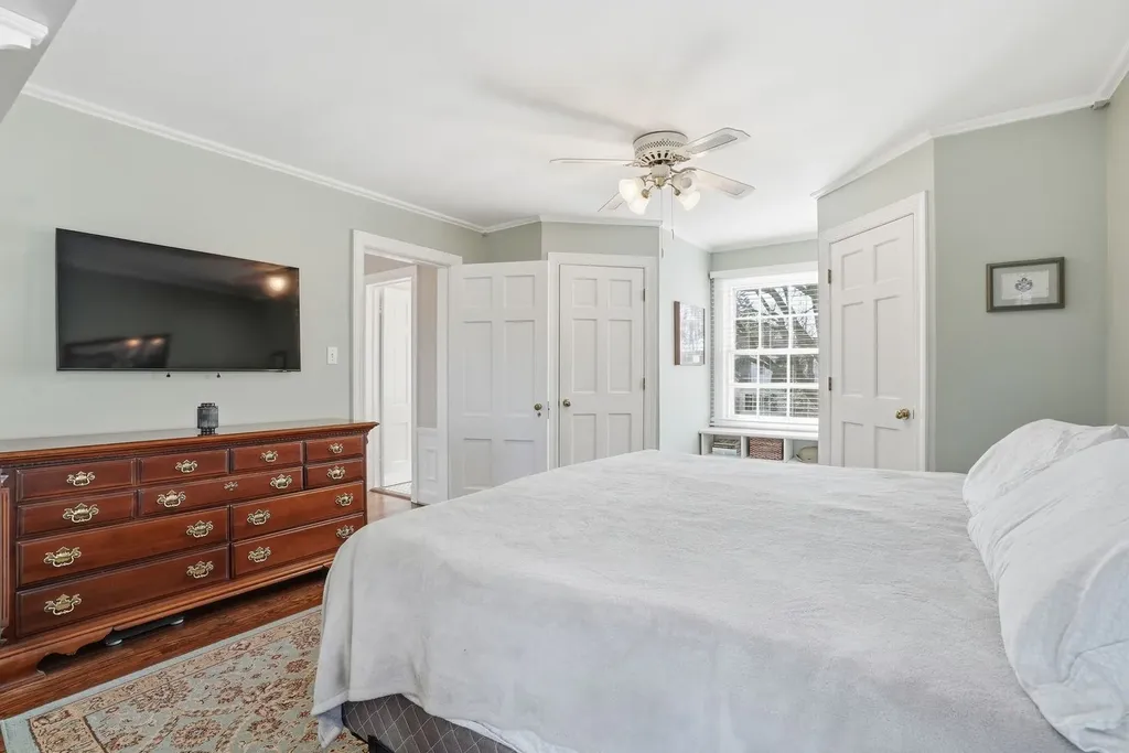 171 South Fairview Avenue Elmhurst IL 60126