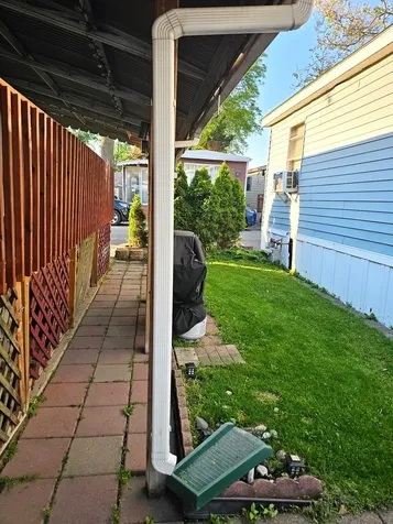2993 Curtis Street Des Plaines IL 60018
