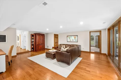 6N056 Surrey Road Wayne IL 60184