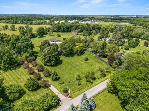 6N056 Surrey Road Wayne IL 60184