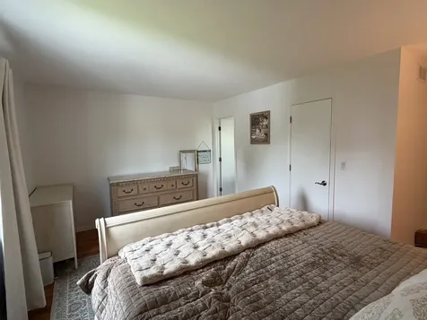 1870 Grosse Pointe Circle Hanover Park IL 60133