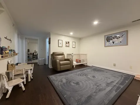 1870 Grosse Pointe Circle Hanover Park IL 60133