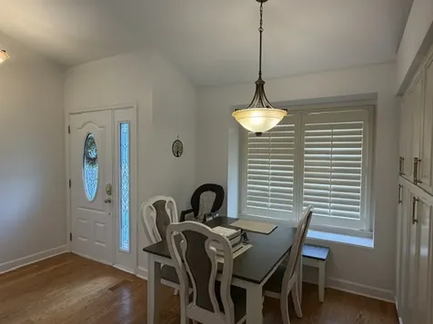 1870 Grosse Pointe Circle Hanover Park IL 60133