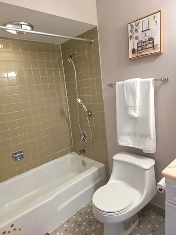 7303 Grand Avenue Downers Grove IL 60516