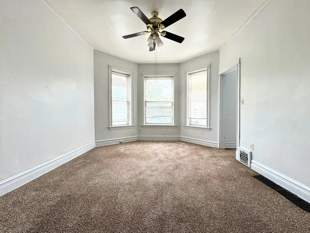 3914 West Gladys Avenue Chicago IL 60624