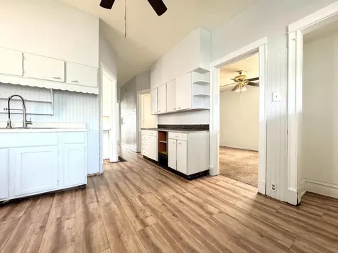 3914 West Gladys Avenue Chicago IL 60624