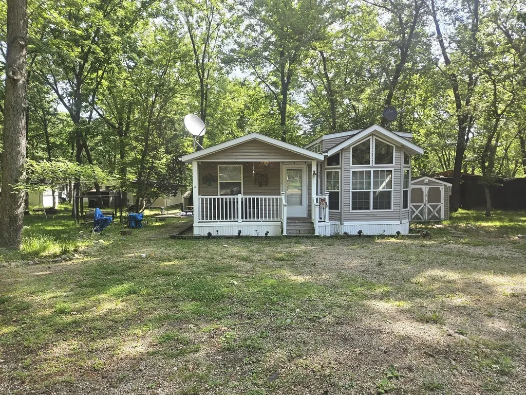 1/109 North Woodhaven Lakes Sublette IL 61367