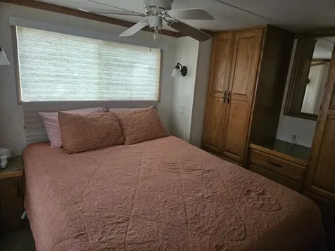1/109 North Woodhaven Lakes Sublette IL 61367