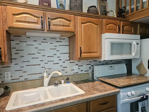 1/109 North Woodhaven Lakes Sublette IL 61367