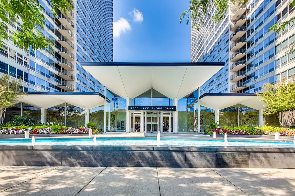 3550 North Lake Shore Drive Chicago IL 60657