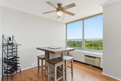 3550 North Lake Shore Drive Chicago IL 60657