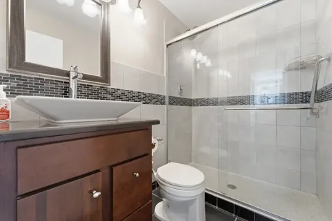 3550 North Lake Shore Drive Chicago IL 60657